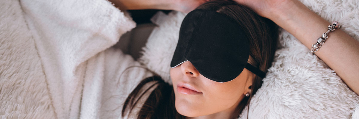 Desbloquea el Poder del Sueño: Beneficios de Usar un Antifaz para Dormir